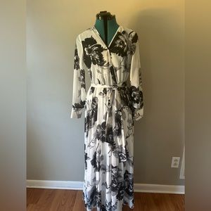 Brand: Alexa B Nites, polyester, light and airy